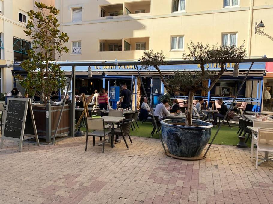 Akropole De Caroline, Central, Lumineux, Calme, Free Parking, Lift, 3 Beds 德拉吉尼昂 外观 照片